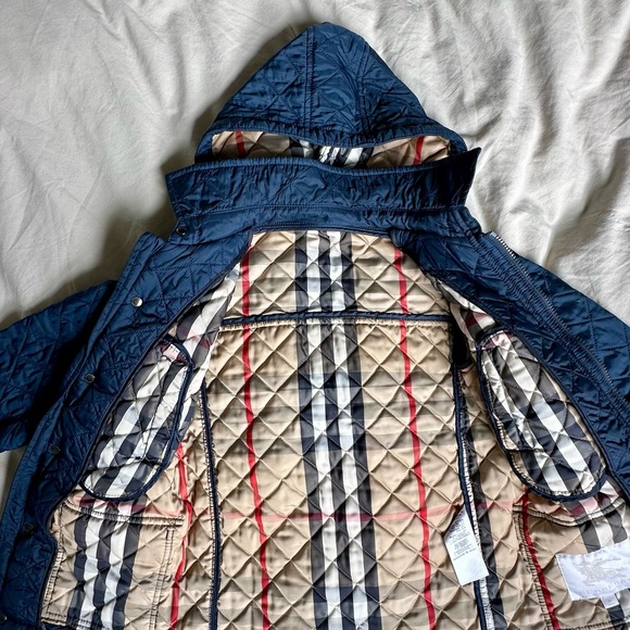 Burberry Quilted Jacket - Picture 2 of 5